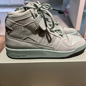 IVY PARK X FORUM MID